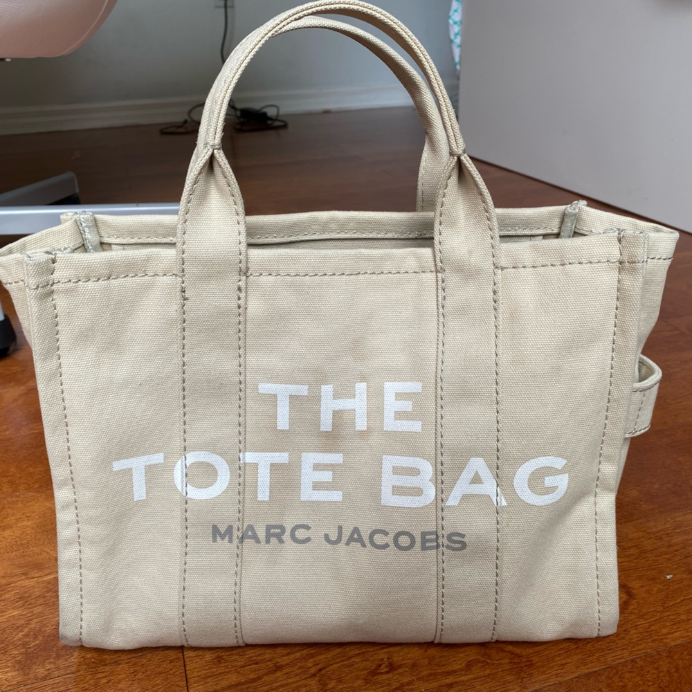 Marc jacobs small tote bag